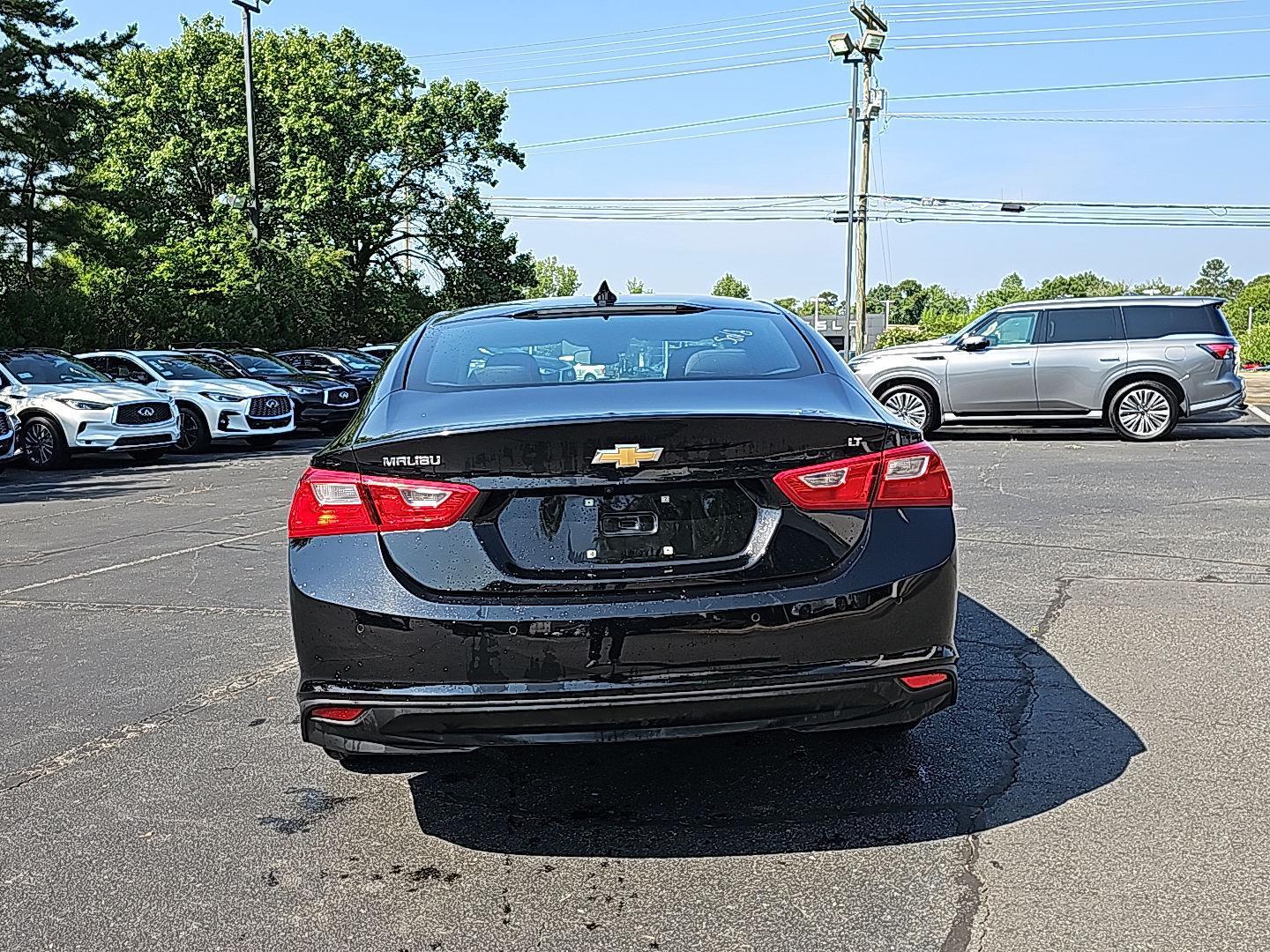 2024 Chevrolet Malibu 1LT photo 4