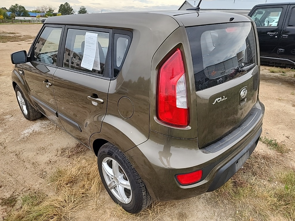 2013 Kia Soul Base photo 2