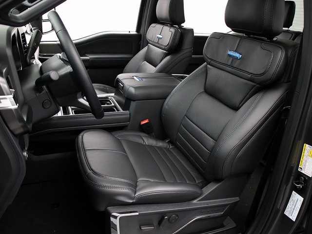 2026 Ford F-450 Platinum photo 12