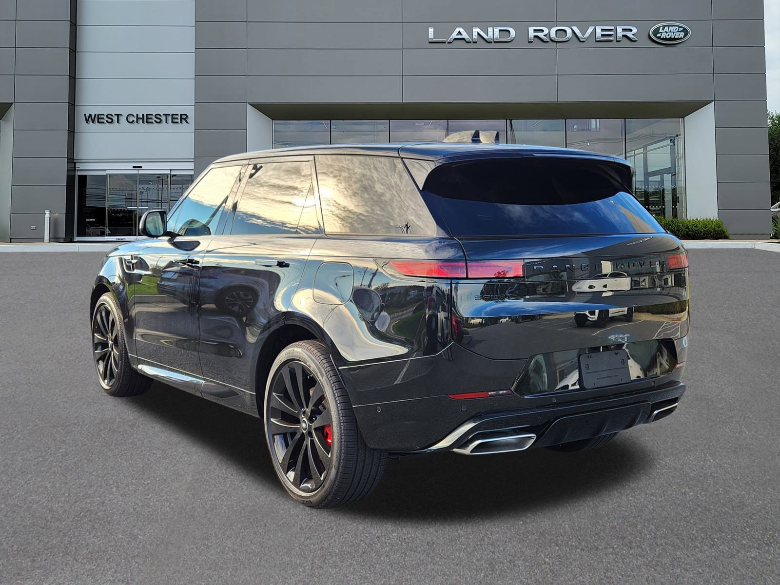 2025 Land Rover Range Rover Sport SE photo 2