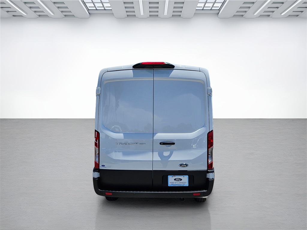 2025 Ford Transit Cargo Van photo 4