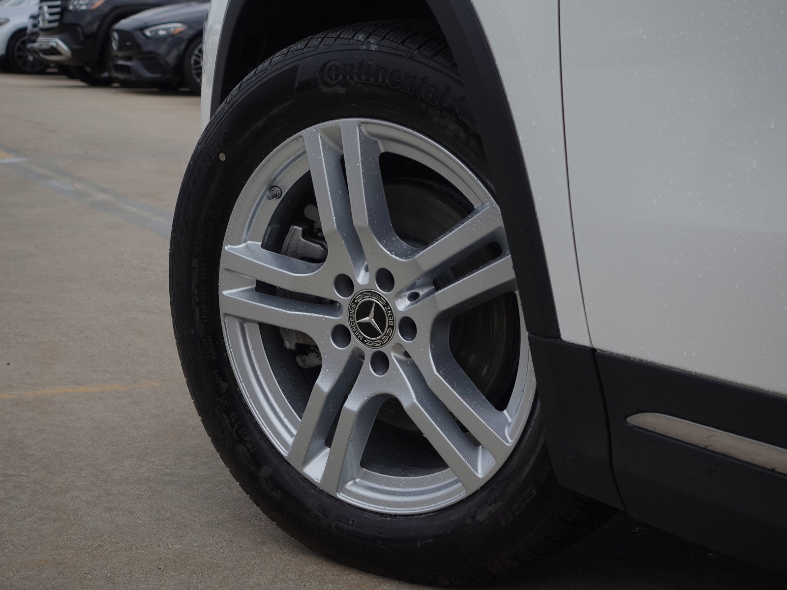 2022 Mercedes Benz GLA 250 4MATIC photo 3