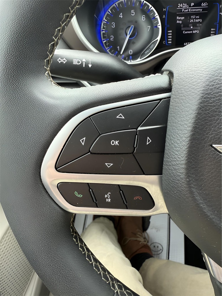 2023 Chrysler Voyager LX photo 24