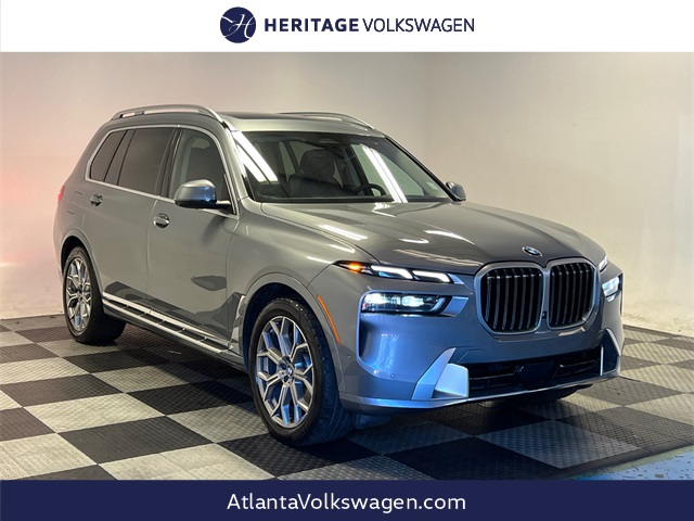 2024 BMW X7 40i's photo