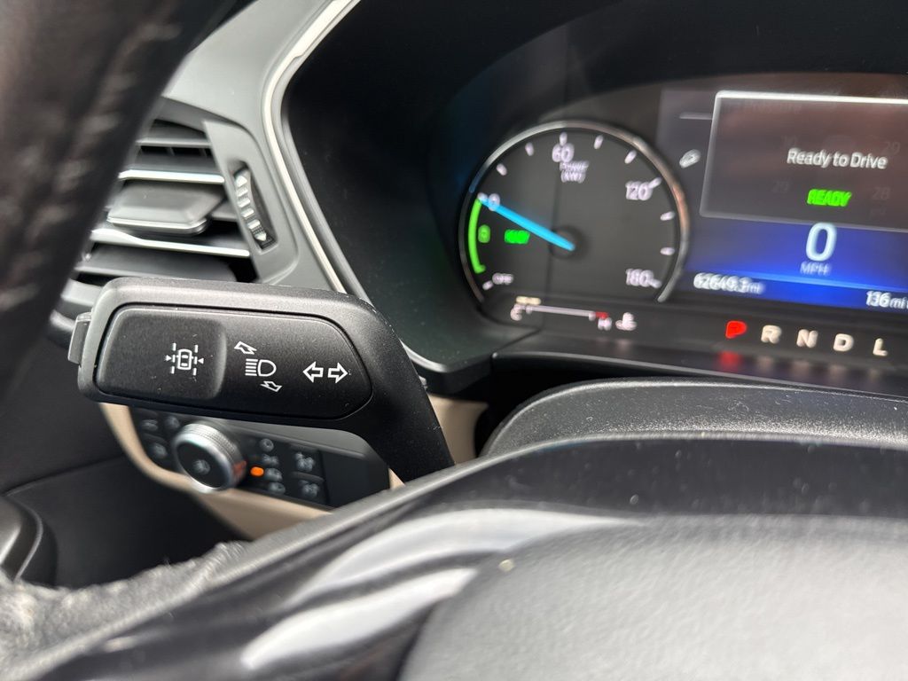 2021 Ford Escape Hybrid SEL photo 24