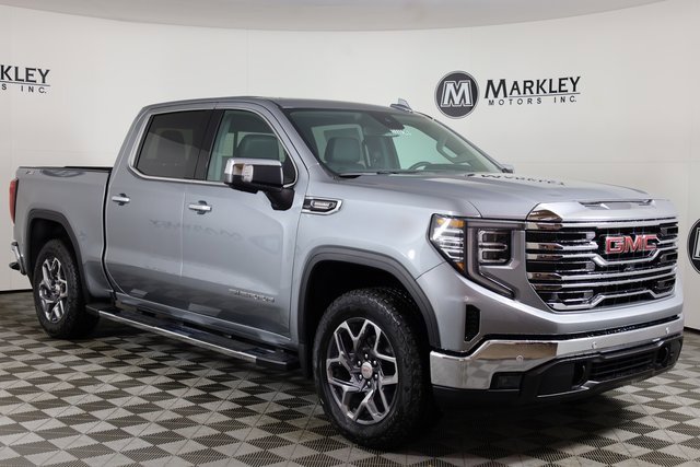 2026 GMC Sierra 1500 SLT's photo