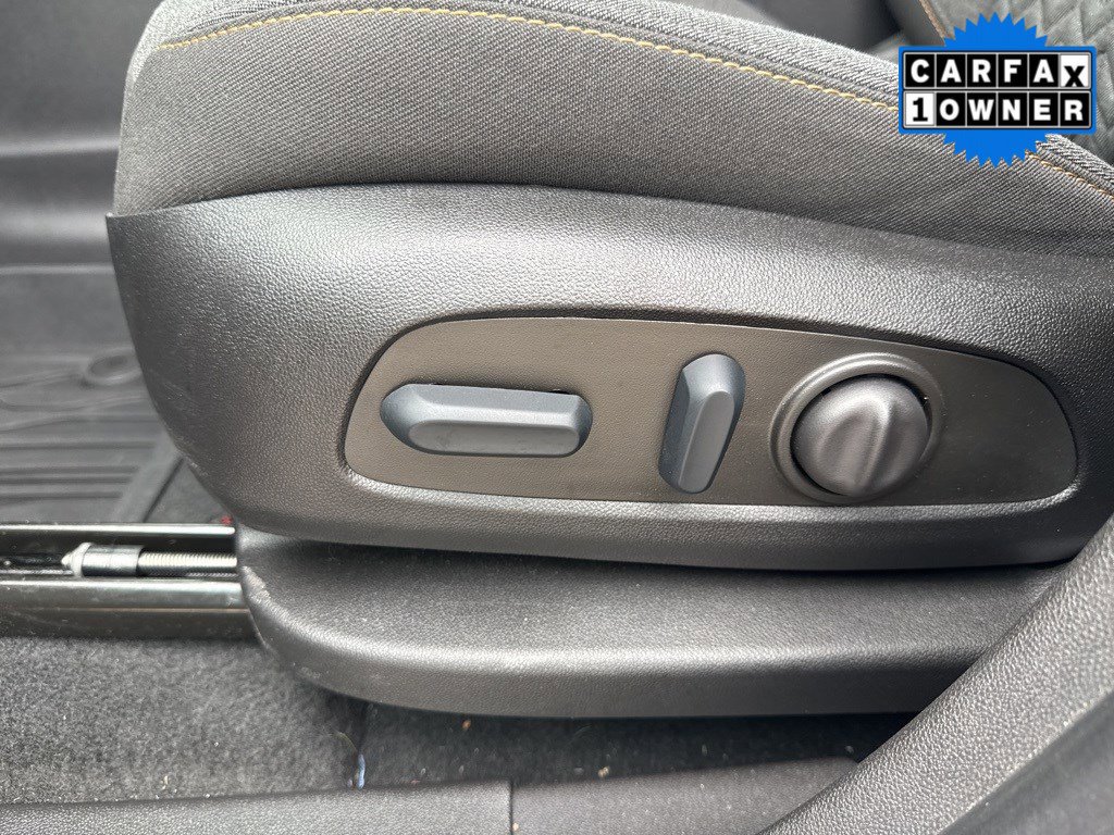 2023 Chevrolet Equinox LT photo 13