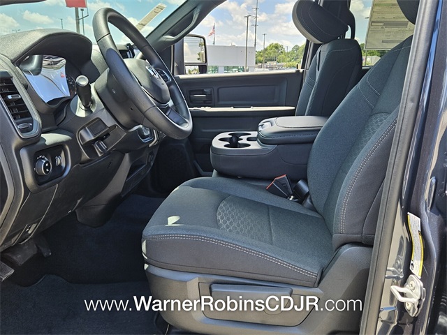 2025 Ram 2500 Tradesman photo 5