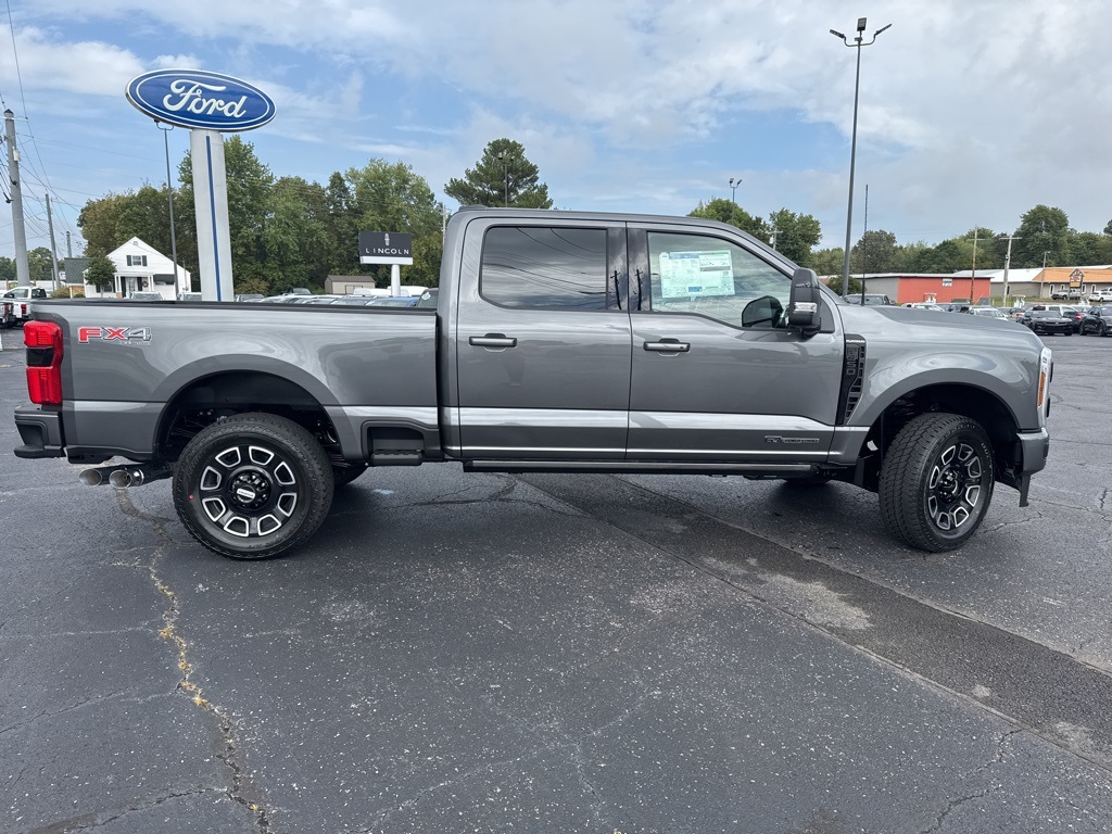 2026 Ford F-350 Platinum photo 9