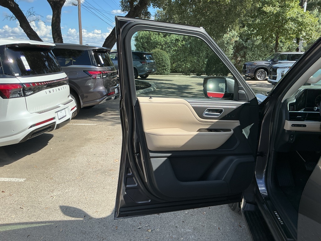2026 Infiniti QX80 Pure photo 19