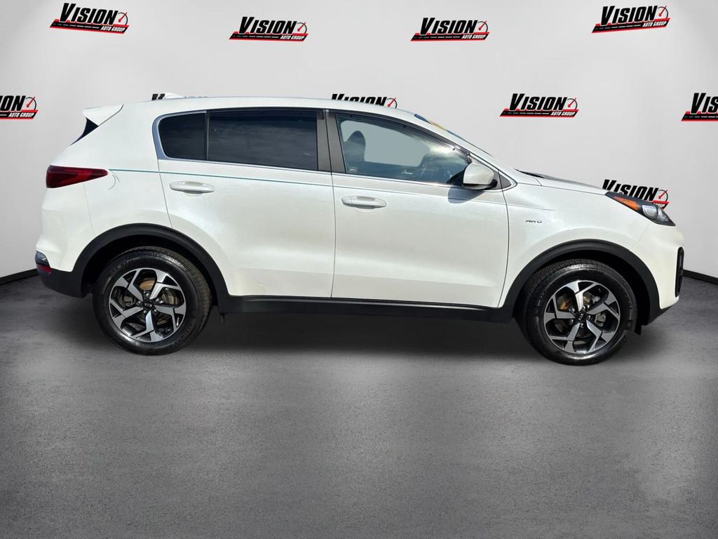 2022 Kia Sportage LX photo 4