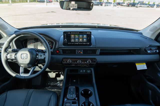 2025 Honda Pilot EX-L photo 14