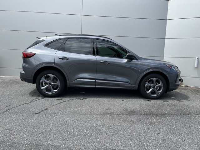 2023 Ford Escape ST-Line photo 22
