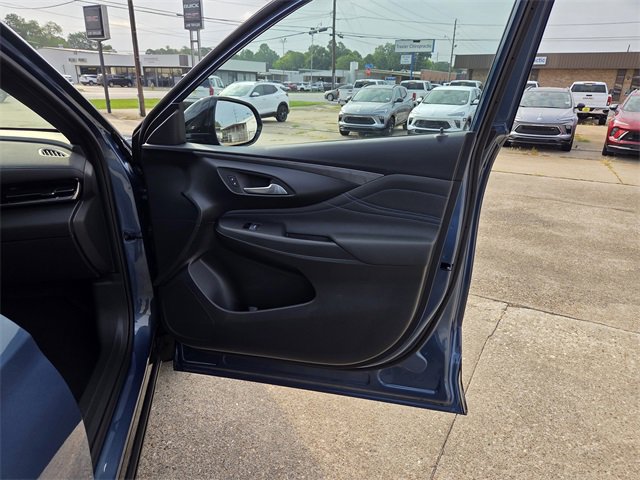 2025 Buick Envista ST photo 35