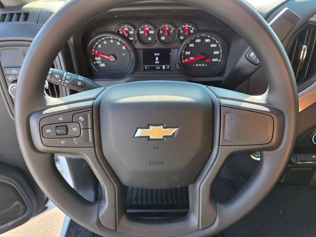 2025 Chevrolet Silverado 1500 Custom photo 10