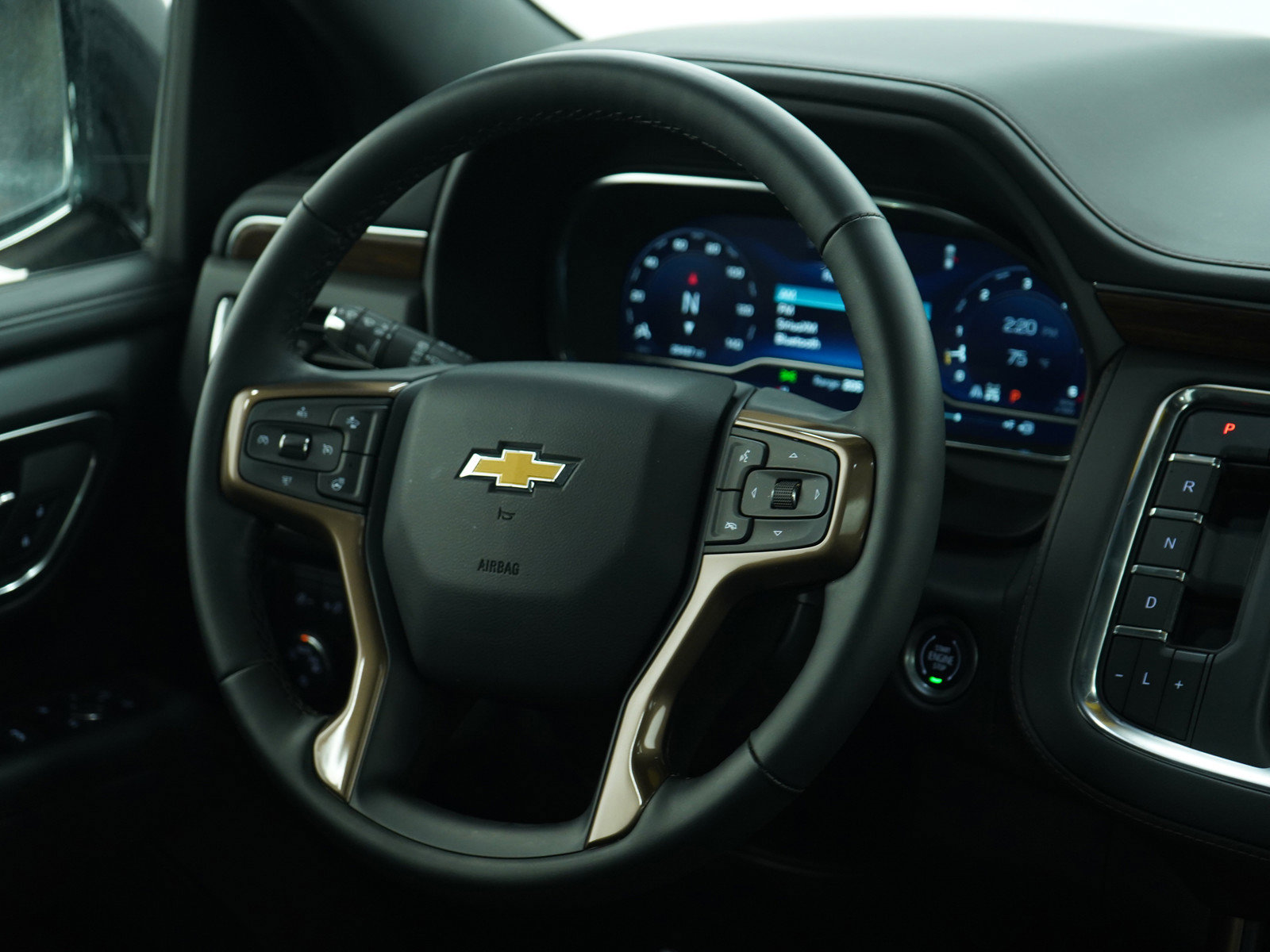 2024 Chevrolet Suburban High Country photo 12