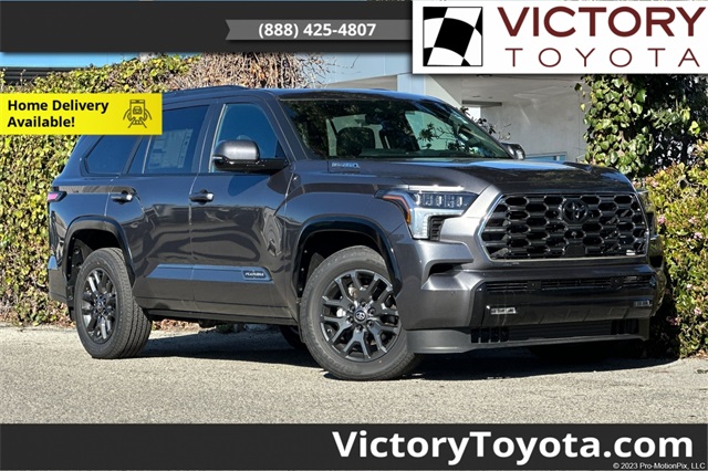 2026 Toyota Sequoia Platinum's photo