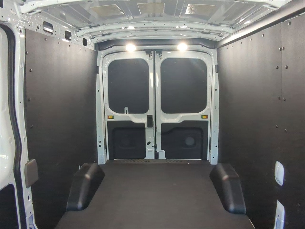 2025 Ford Transit photo 18