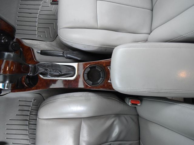 2009 Gmc Envoy Denali photo 27