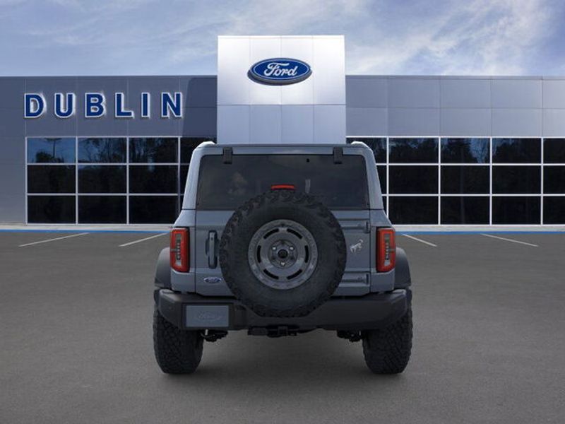 2025 Ford Bronco Outer Banks photo 5