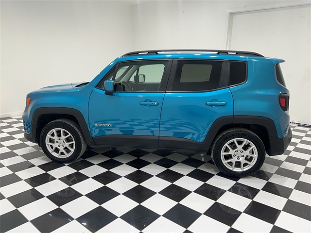 2019 Jeep Renegade Latitude photo 2