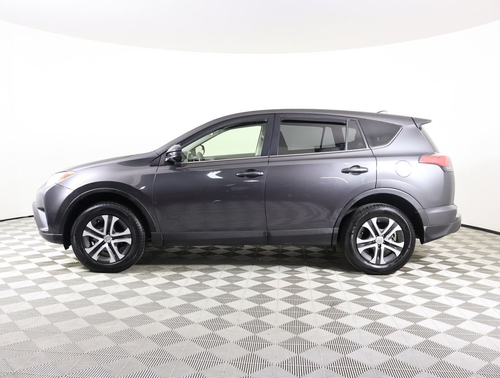 2018 Toyota RAV4 LE photo 2