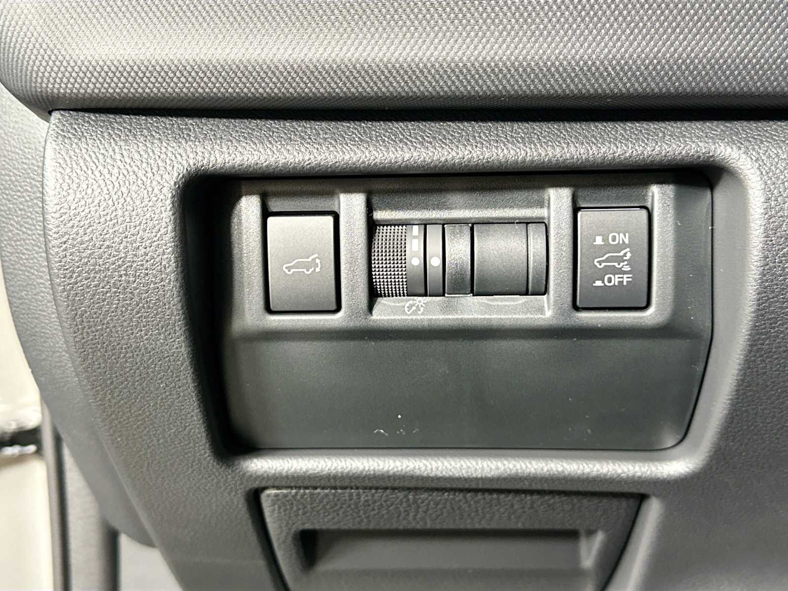 2025 Subaru Forester Limited photo 3