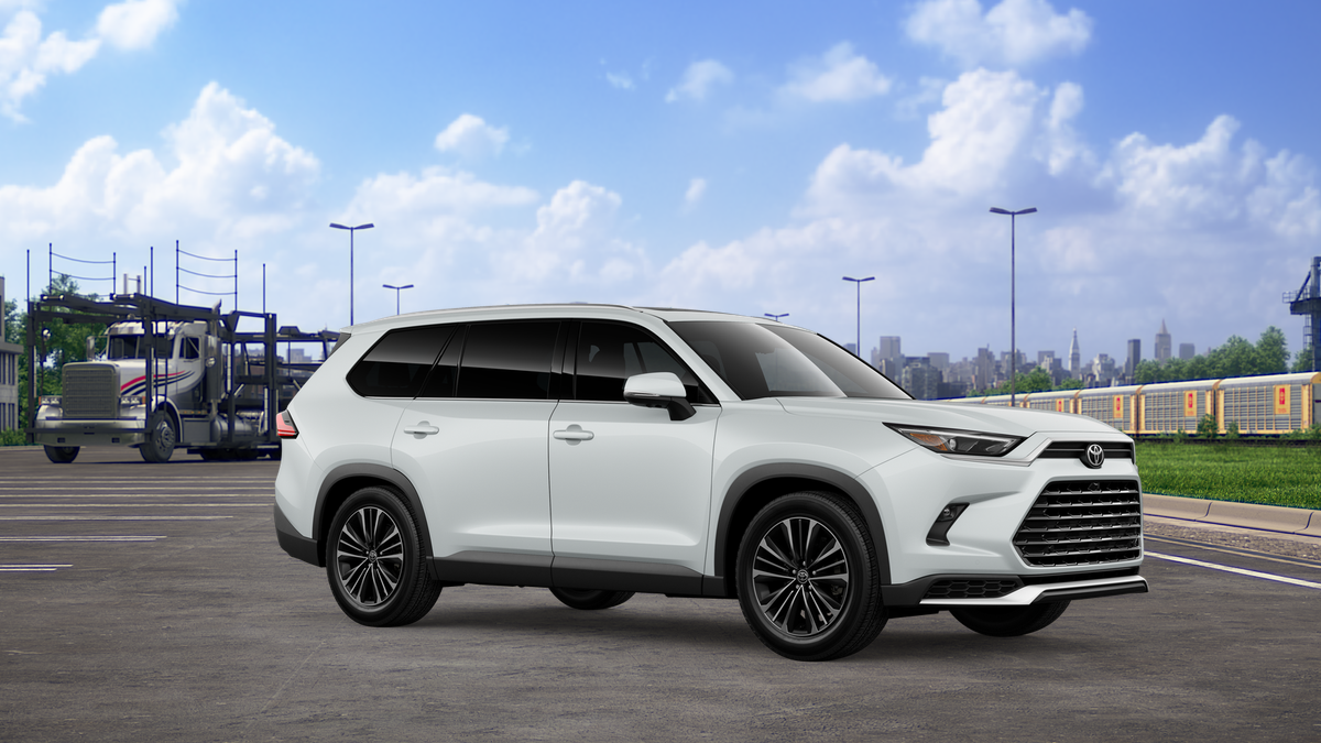 2026 Toyota Grand Highlander Hybrid MAX Platinum photo 3