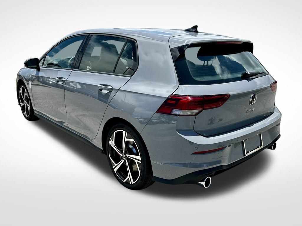 2025 Volkswagen Golf GTI SE photo 2