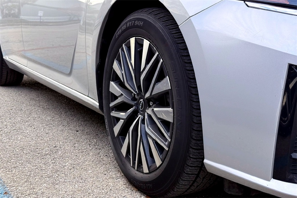 2024 Nissan Altima 2.5 SV photo 4