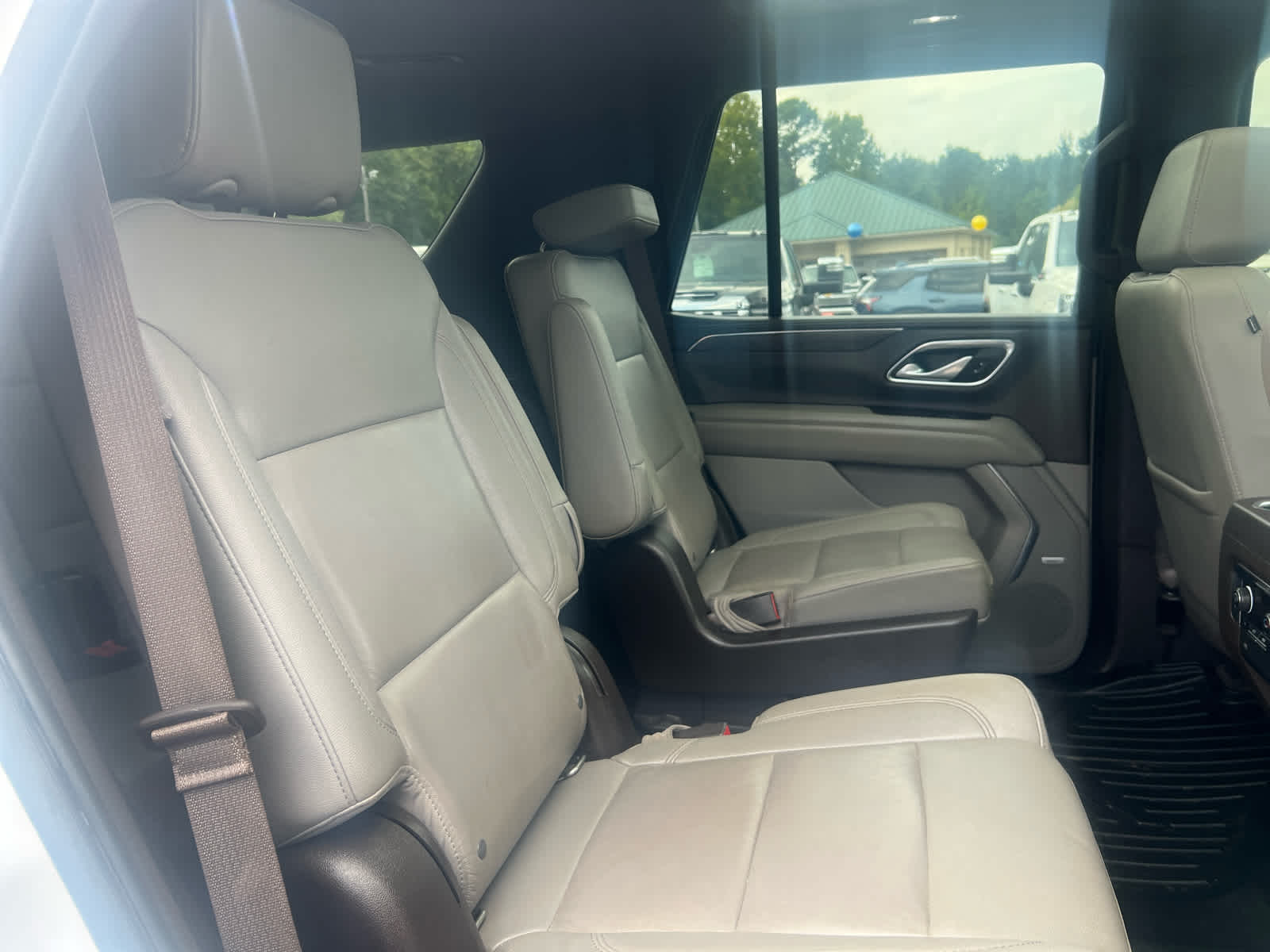 2022 Chevrolet Tahoe LT photo 21