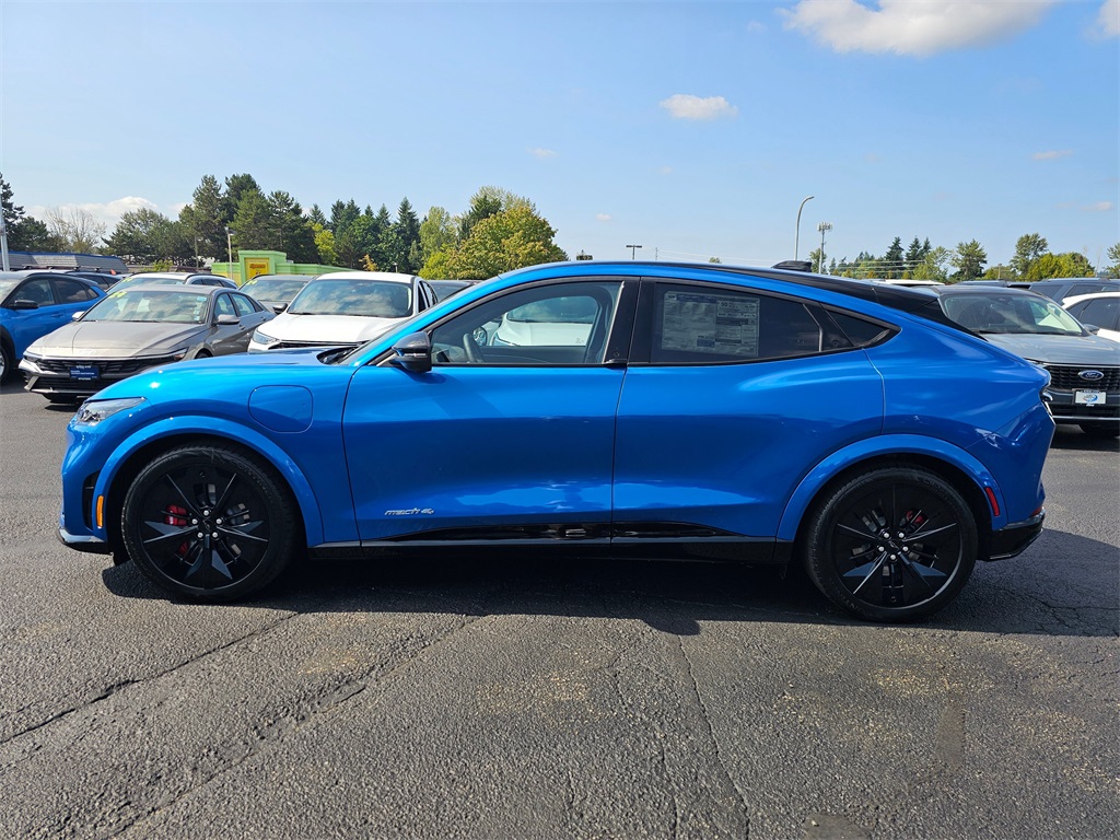 2025 Ford Mustang Mach-E GT photo 4