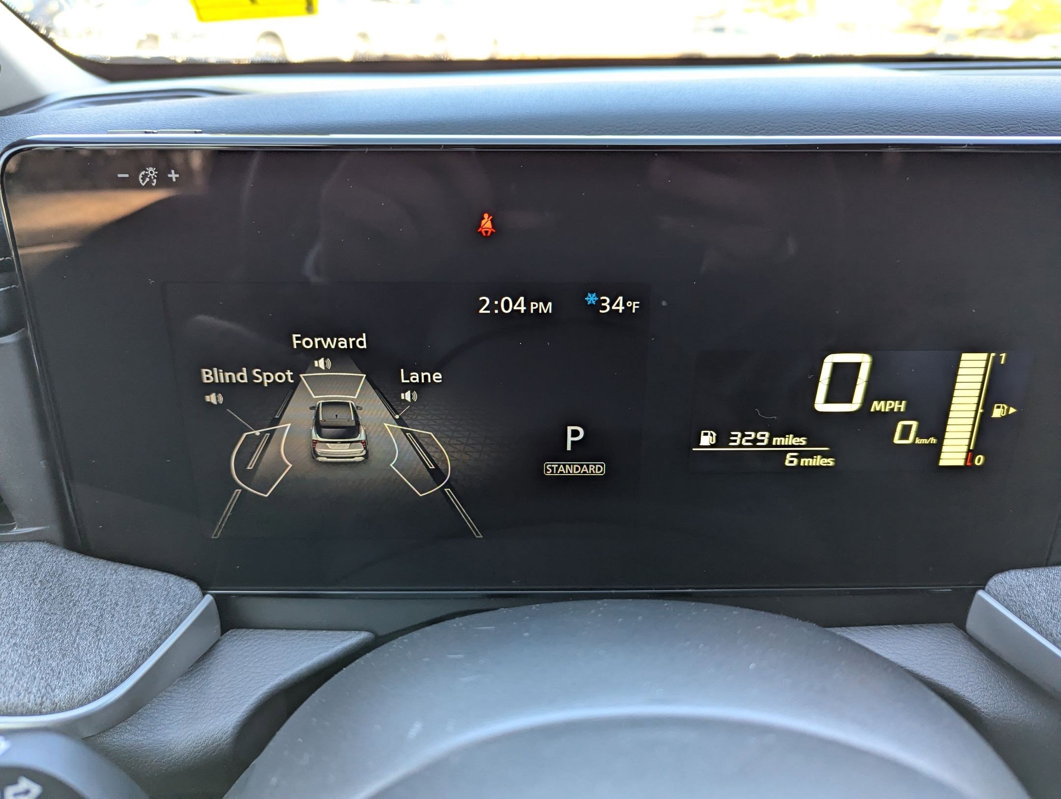 2025 Nissan Kicks SV photo 11