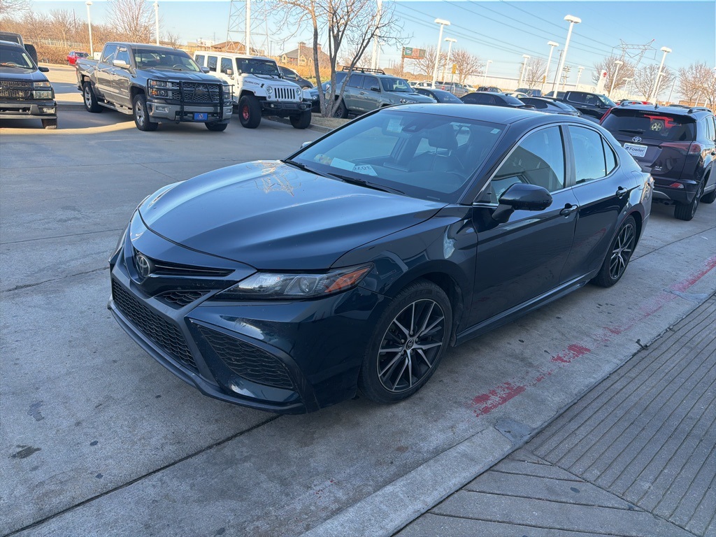 2021 Toyota Camry SE
