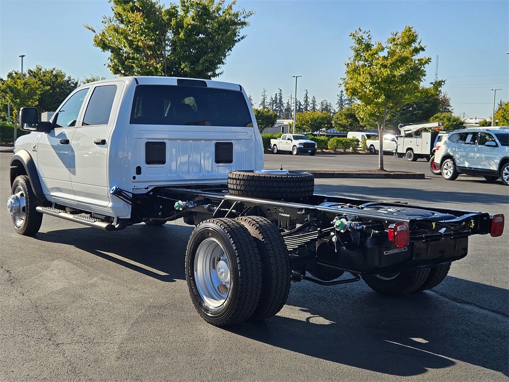 2026 Ram 4500 Tradesman photo 3