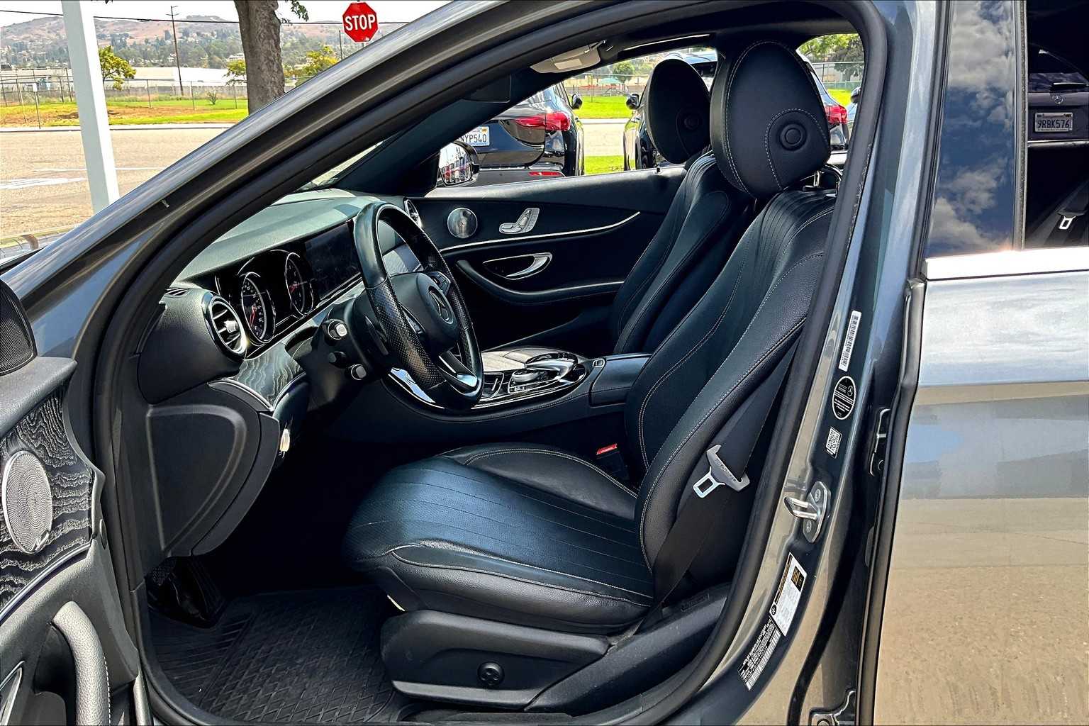 2017 Mercedes Benz E 300 Sport photo 6