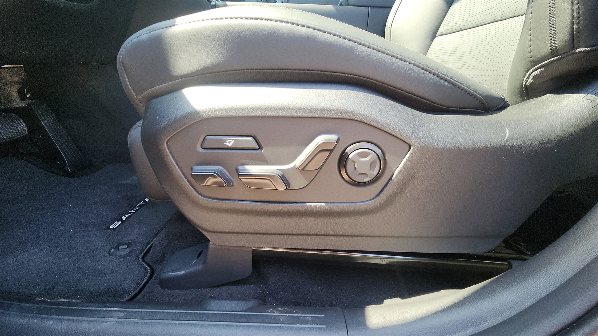2026 Hyundai Santa Fe Calligraphy photo 14