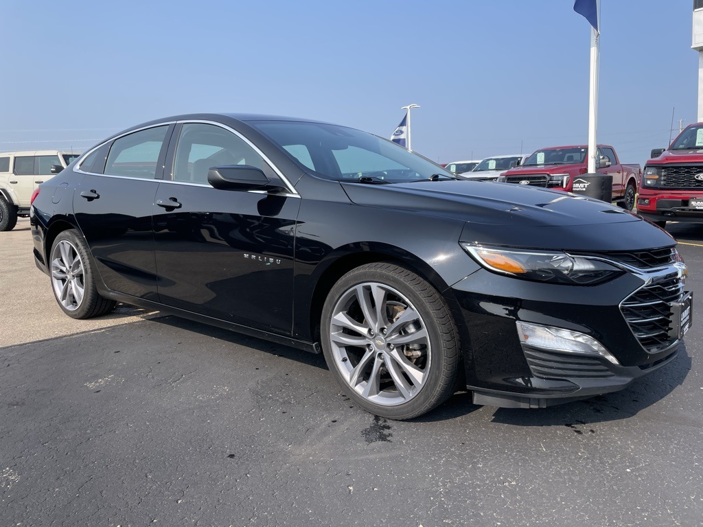 Used 2023 Chevrolet Malibu 1LT with VIN 1G1ZD5ST8PF245547 for sale in Beaver Dam, WI
