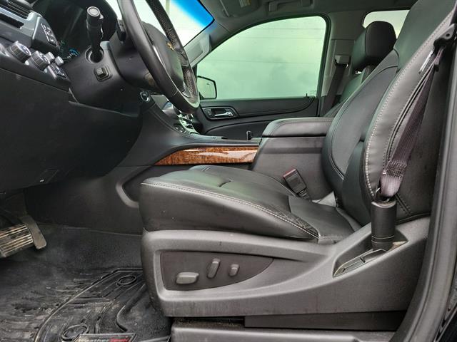 2016 Chevrolet Tahoe LTZ photo 15