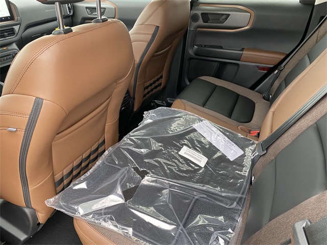 2025 Ford Bronco Sport Outer Banks photo 9