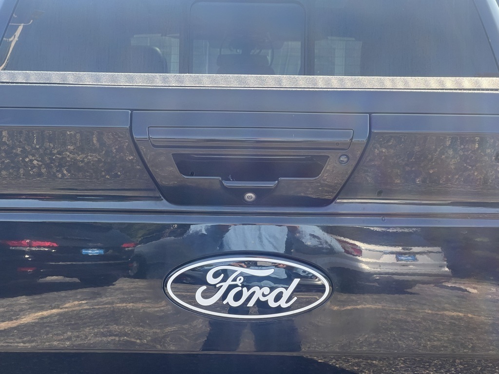2018 Ford F-150 Lariat photo 18