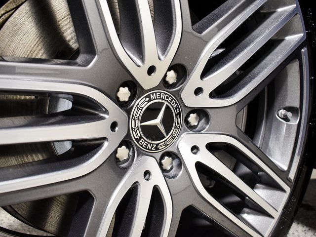 2026 Mercedes Benz GLS 450 4MATIC photo 8