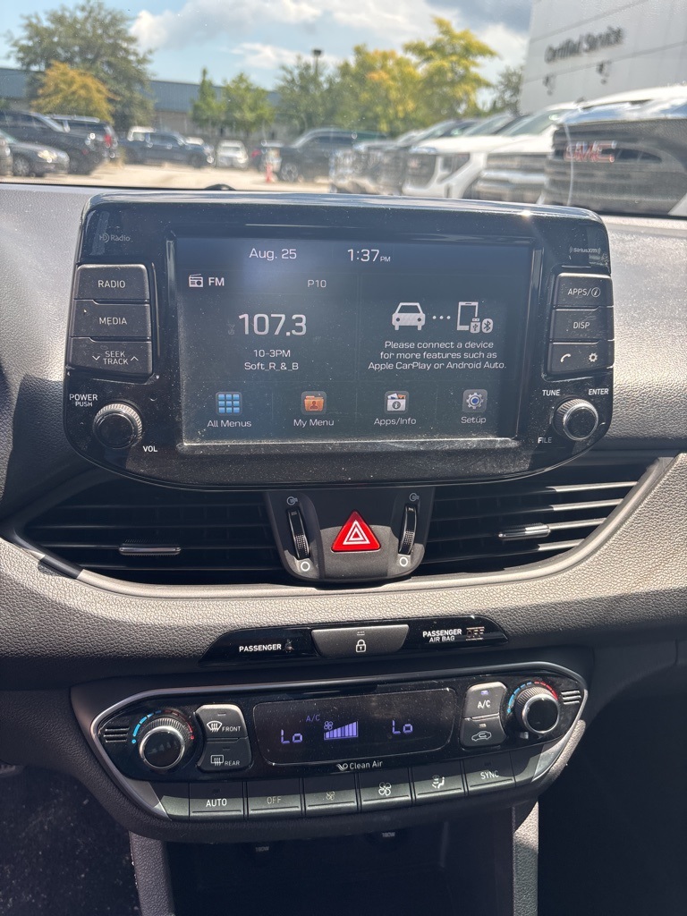 2018 Hyundai Elantra GT Base photo 23