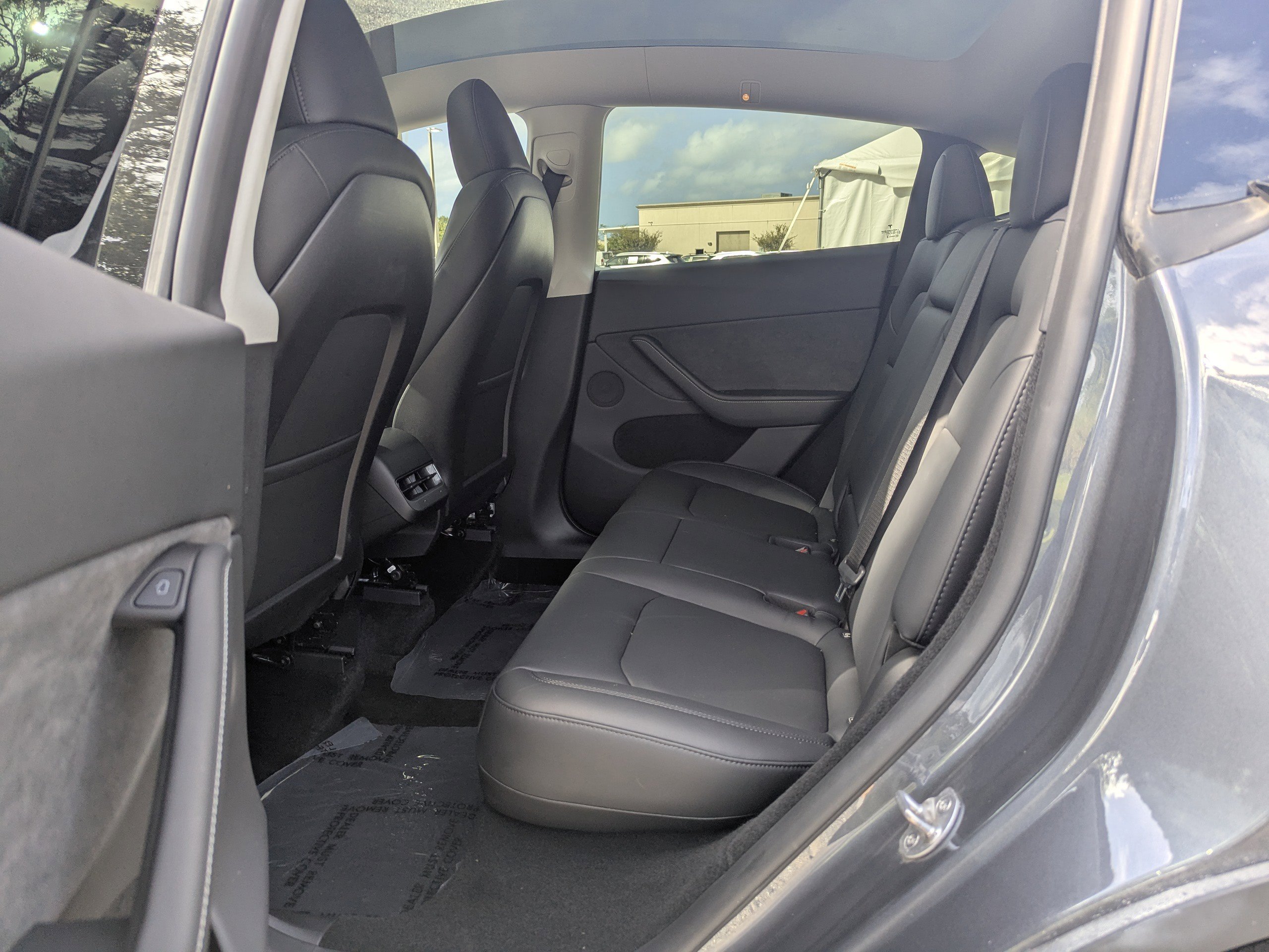 2023 Tesla Model Y Long Range photo 16