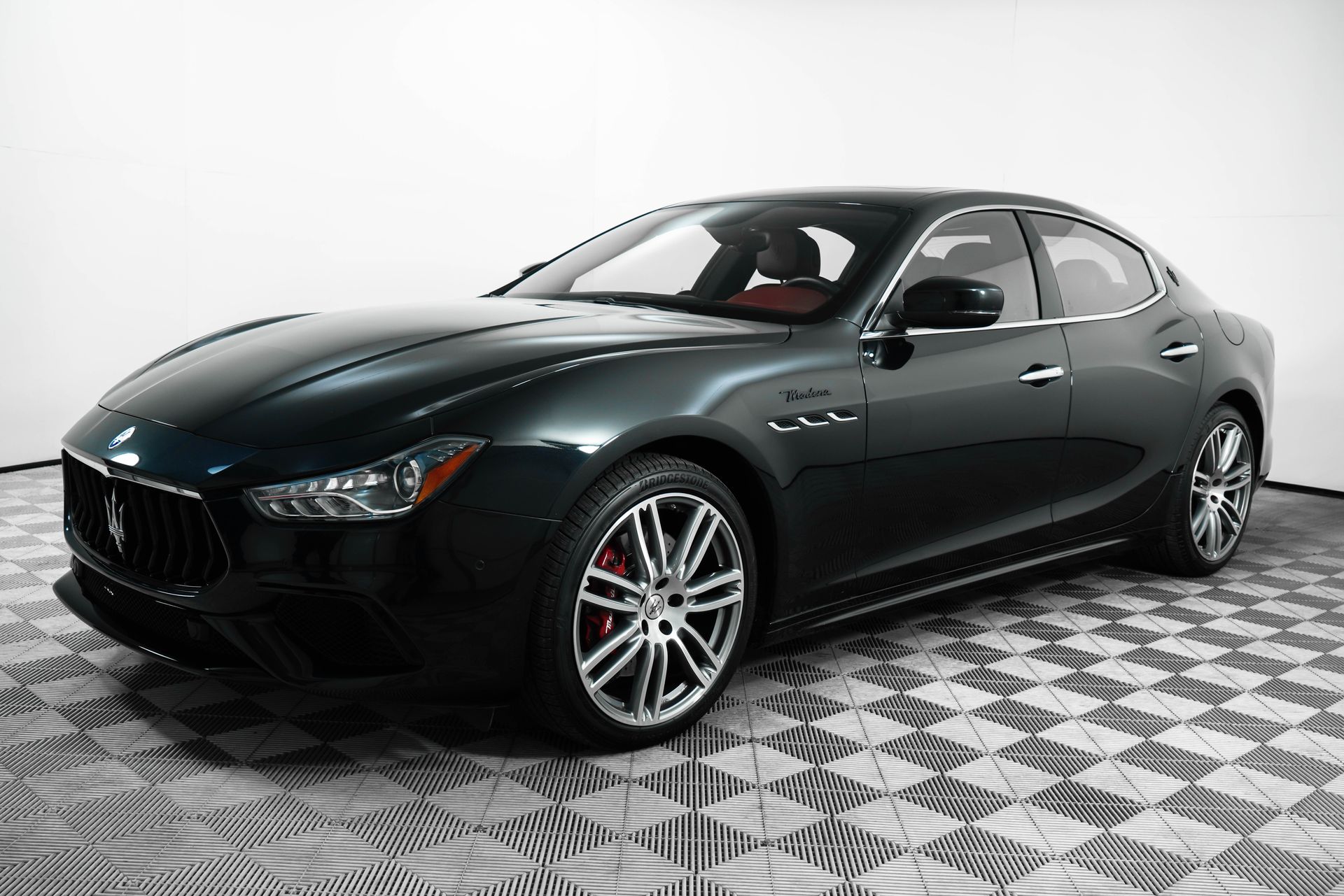 2022 Maserati Ghibli Modena photo 2
