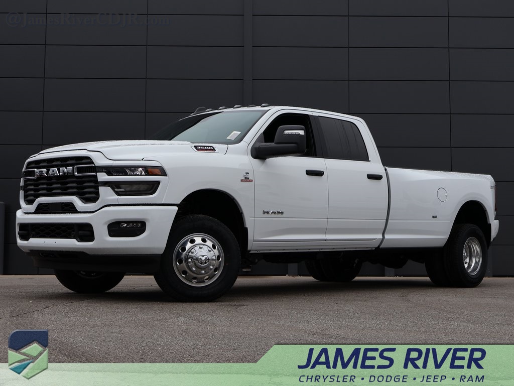 2026 RAM Ram 3500 Pickup Big Horn's photo