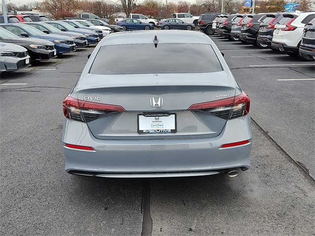 2025 Honda Civic Sport photo 4