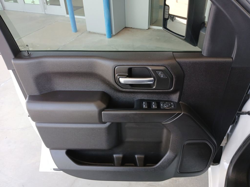 2024 Chevrolet Silverado 2500HD Custom photo 20