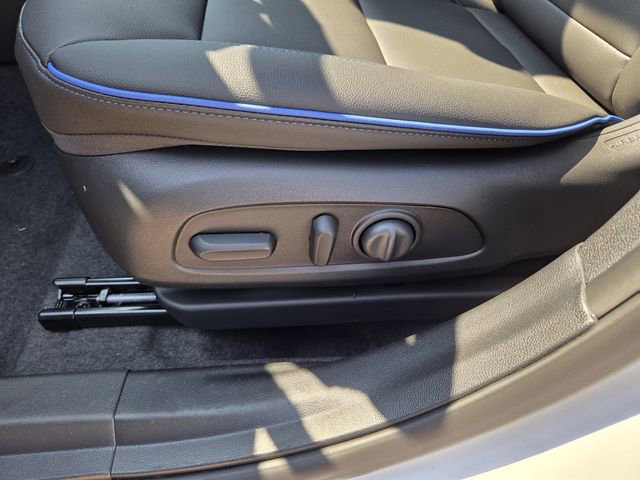 2025 Buick Envista ST photo 14