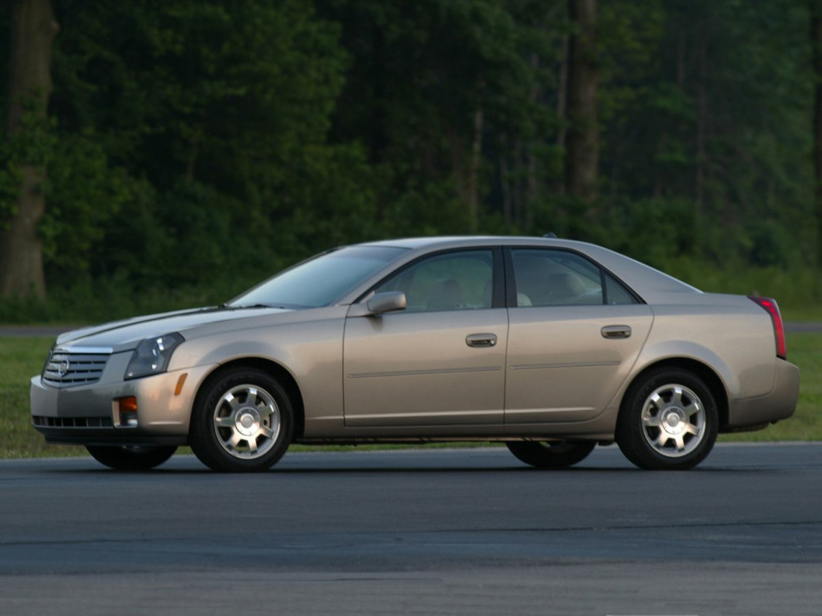 2004 Cadillac CTS Base's photo